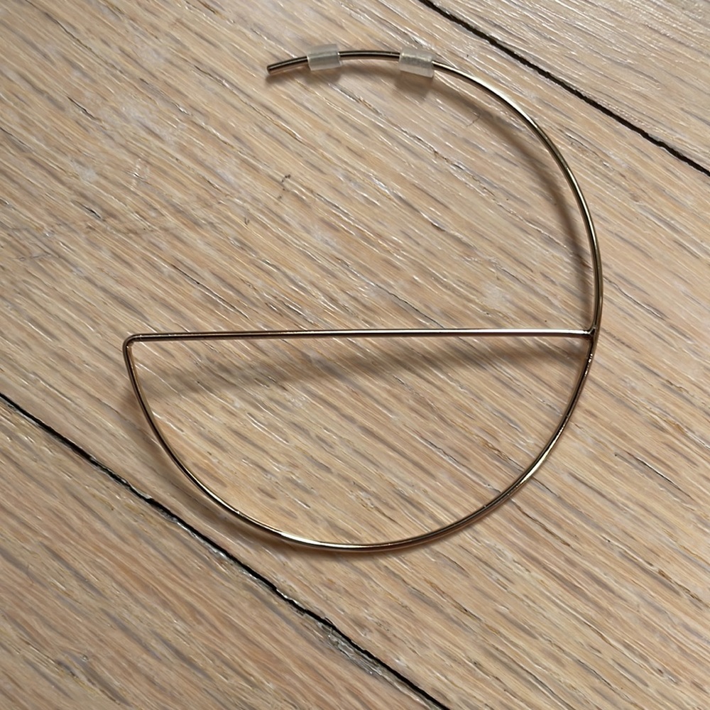 NWT BCBGeneration Gold Earings - Picture 5 of 6
